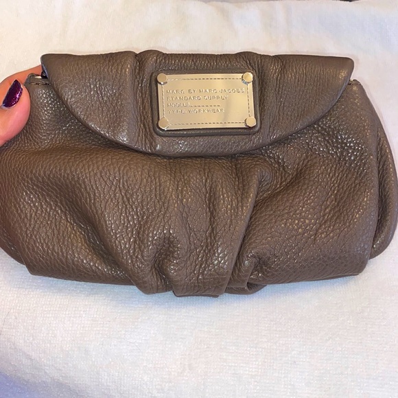 Marc By Marc Jacobs cross body/clutch - Picture 2 of 11